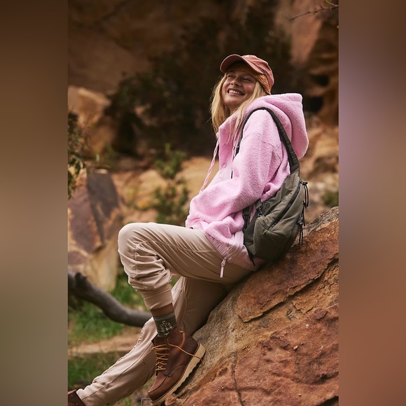 FP Movement Fuzzy Was She Fleece Pullover | Size Medium - Picture 4 of 12